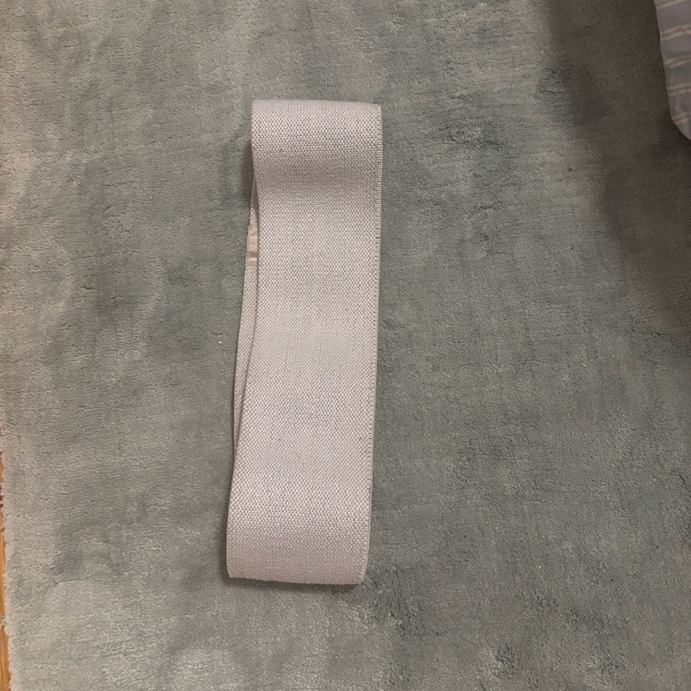 Gray heavy resistance band - Picture 3 of 4